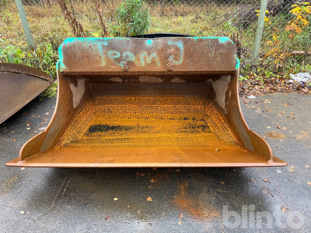 SMP STS750-1600B - Bucket: picture 2 SMP STS750-1600B - Bucket: picture 2