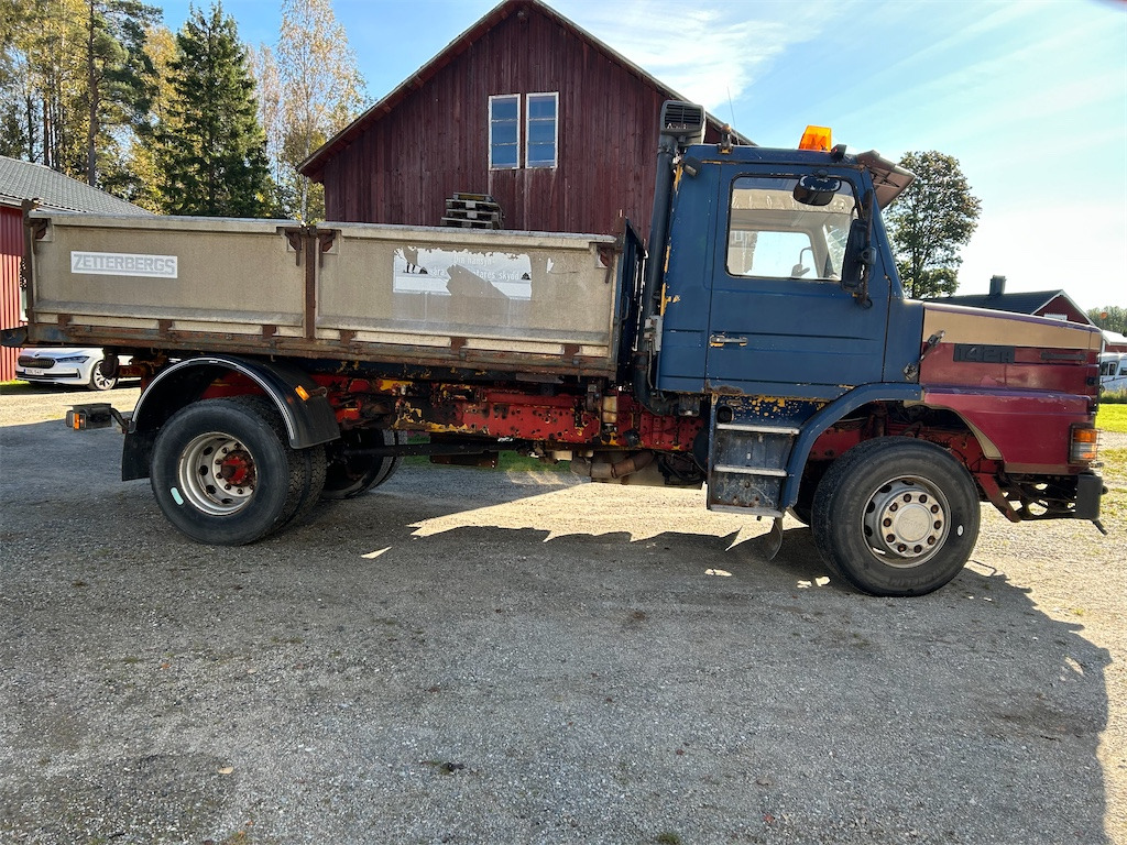 Scania 82H 4x2 - Dropside/ Flatbed truck: picture 4 Scania 82H 4x2 - Dropside/ Flatbed truck: picture 4