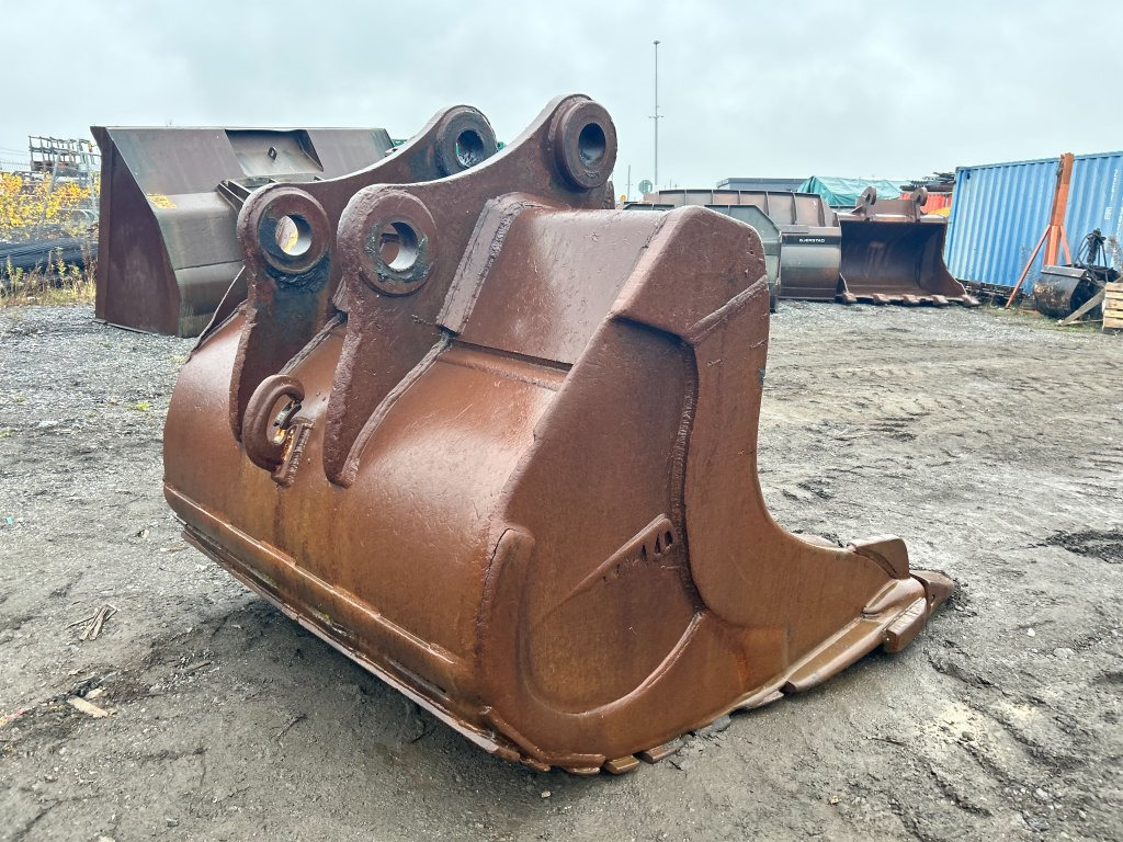 Tandad Serameko - Excavator bucket: picture 5 Tandad Serameko - Excavator bucket: picture 5