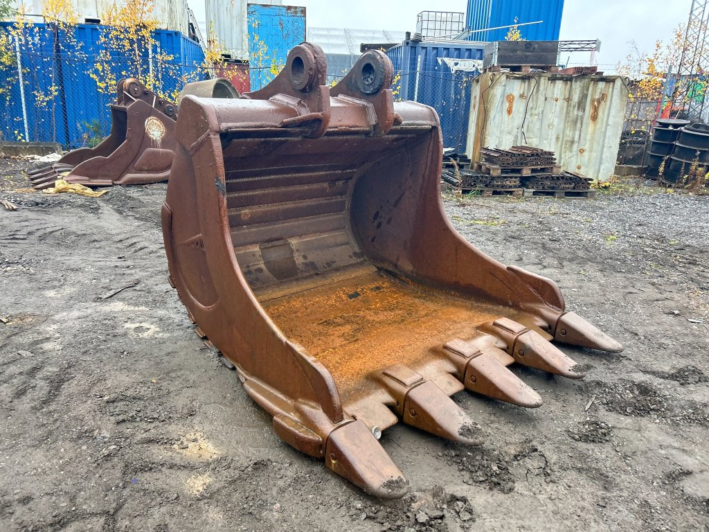 Tandad Serameko - Excavator bucket: picture 3 Tandad Serameko - Excavator bucket: picture 3