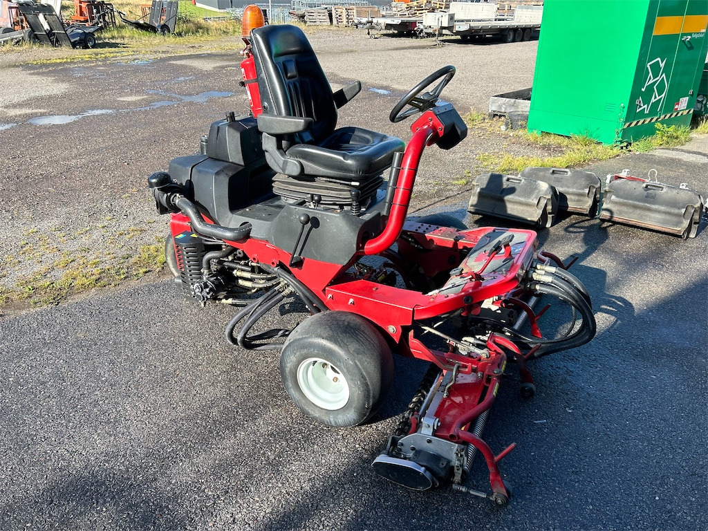 Toro Greenmaster 3250-D - Garden mower: picture 3 Toro Greenmaster 3250-D - Garden mower: picture 3