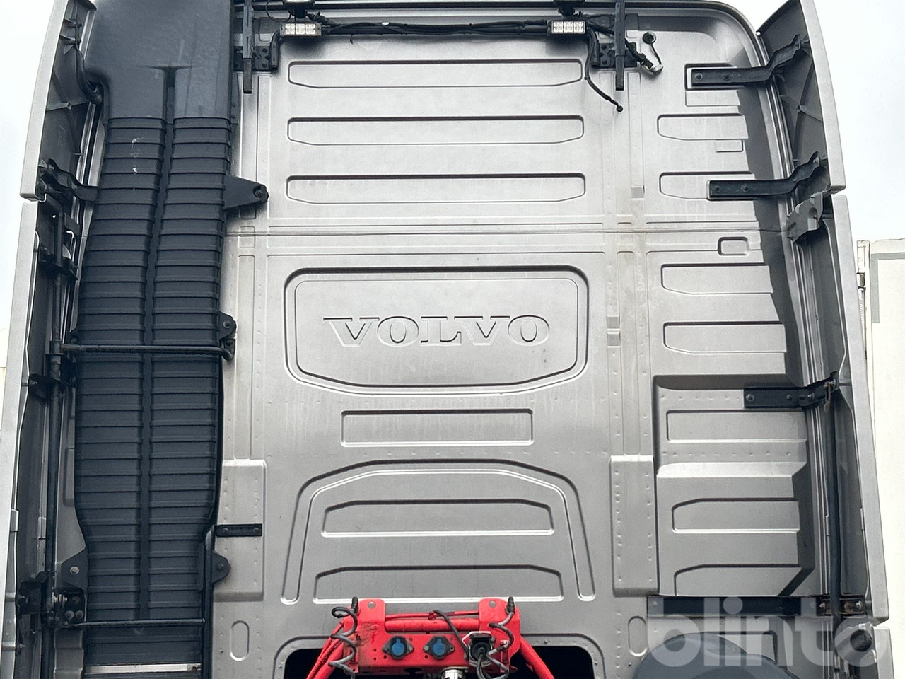 VOLVO FH 6*2 - Tractor unit: picture 3 VOLVO FH 6*2 - Tractor unit: picture 3