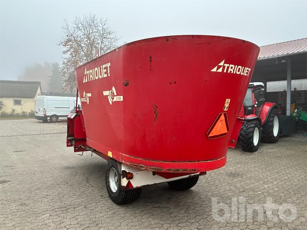 Trioliet Solomix 2-1200 - Forage mixer wagon: picture 4 Trioliet Solomix 2-1200 - Forage mixer wagon: picture 4