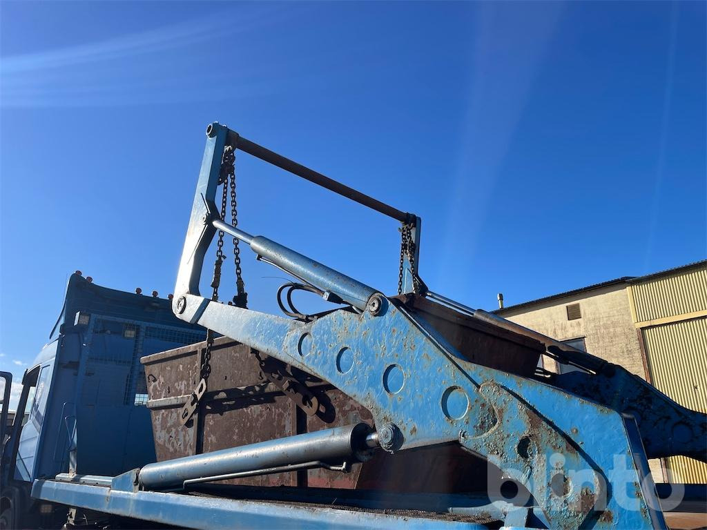 Truck SCANIA P420 LB6X2 4HNB: picture 30