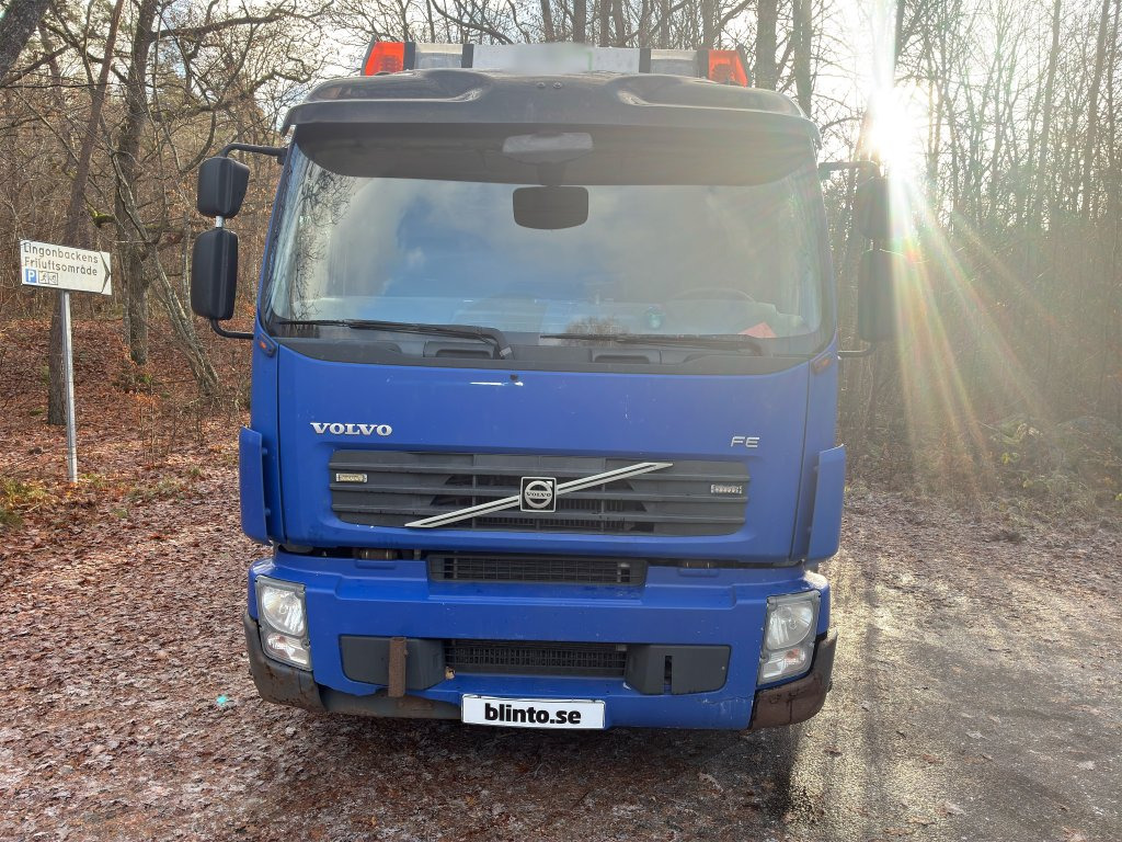 VOLVO FE-320 6*2 - Truck: picture 2 VOLVO FE-320 6*2 - Truck: picture 2