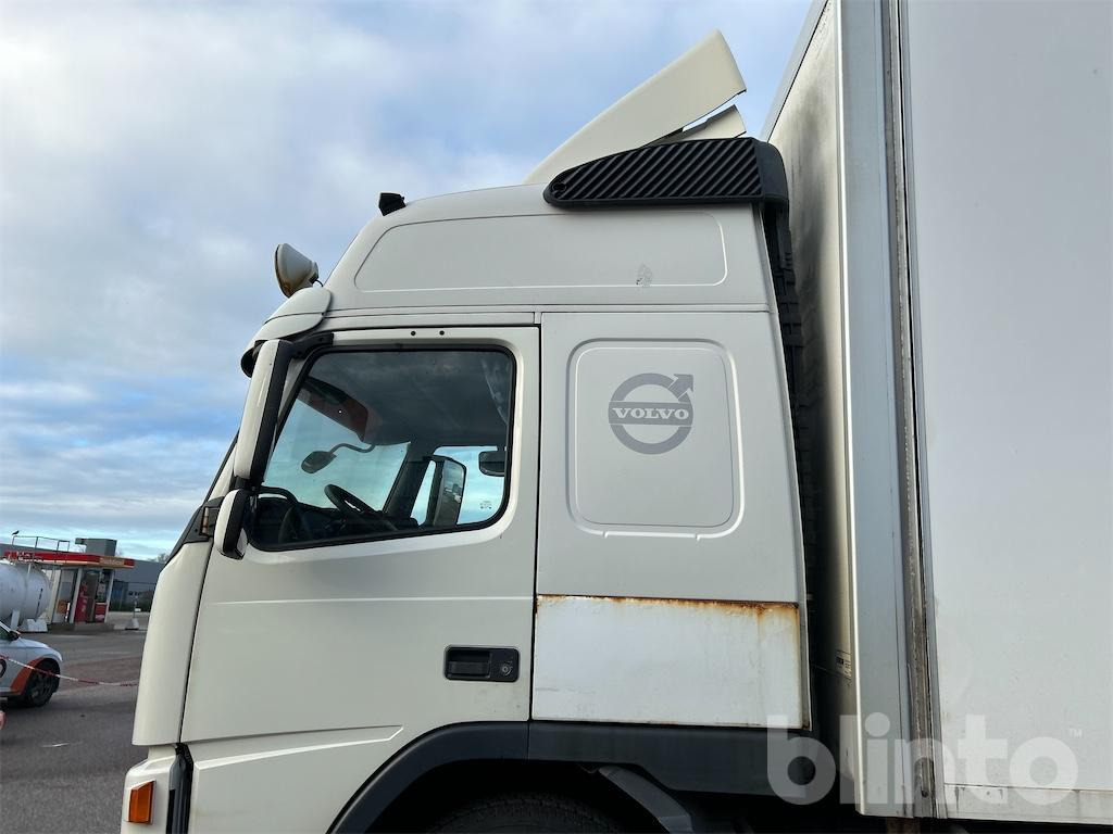 Truck VOLVO FM-340 4X2: picture 9