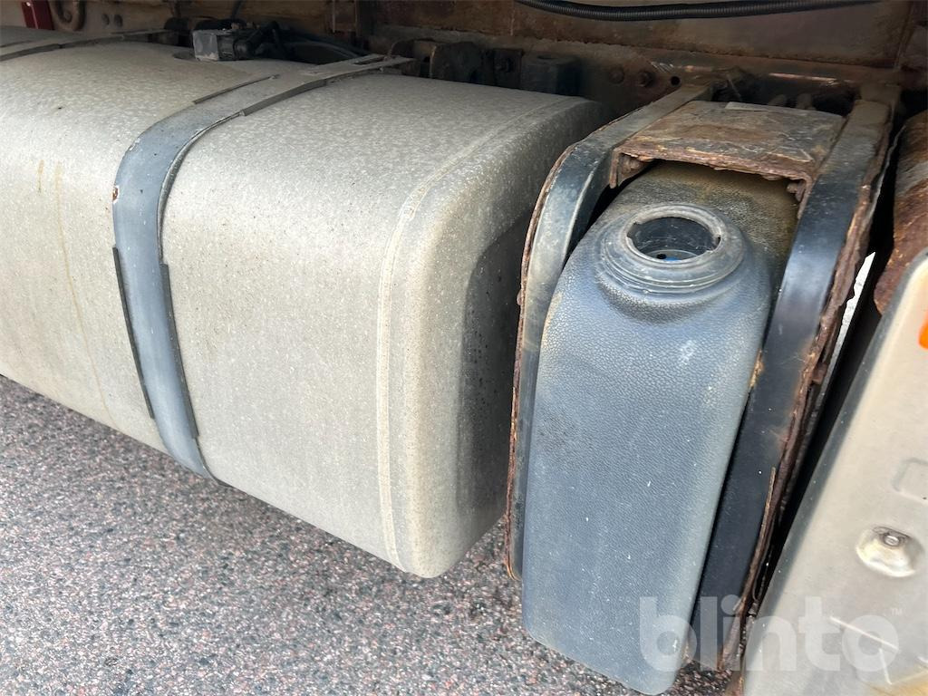Truck VOLVO FM-340 4X2: picture 28