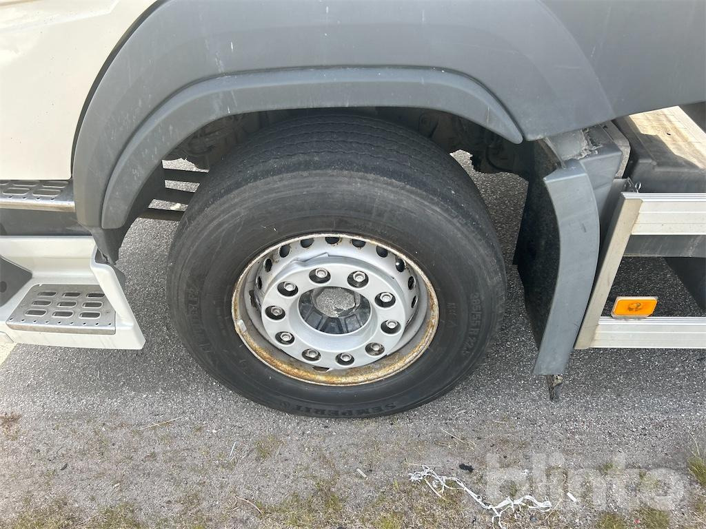 Truck VOLVO FM 370: picture 11