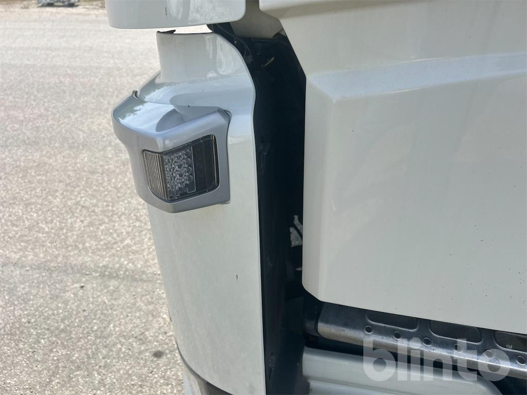 Truck VOLVO FM 370: picture 18