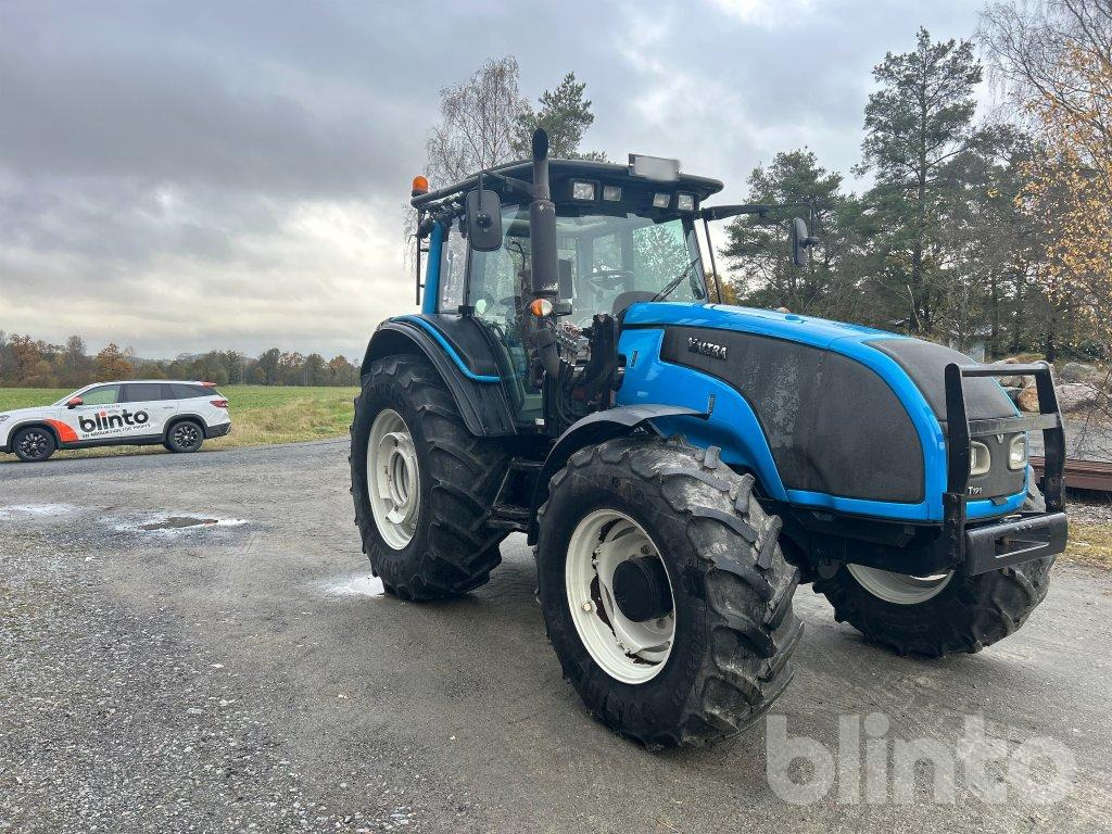 VALTRA T191 - Farm tractor: picture 2 VALTRA T191 - Farm tractor: picture 2