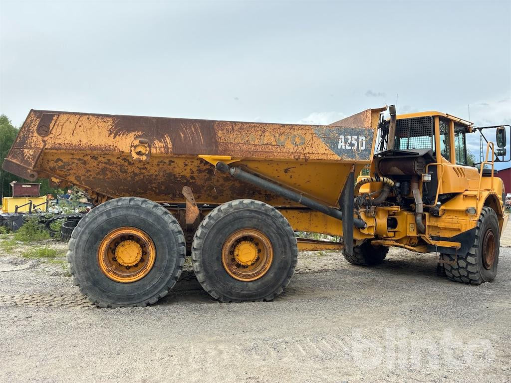 VOLVO A25D 6X6 - Articulated dumper: picture 4 VOLVO A25D 6X6 - Articulated dumper: picture 4