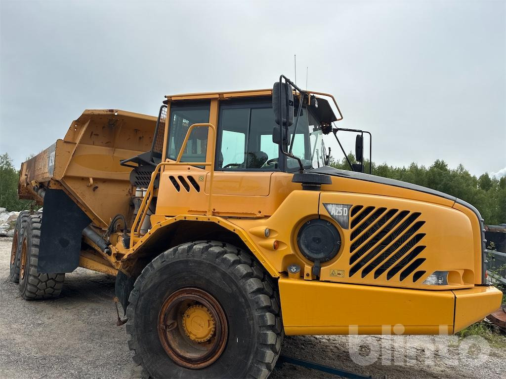 VOLVO A25D 6X6 - Articulated dumper: picture 3 VOLVO A25D 6X6 - Articulated dumper: picture 3