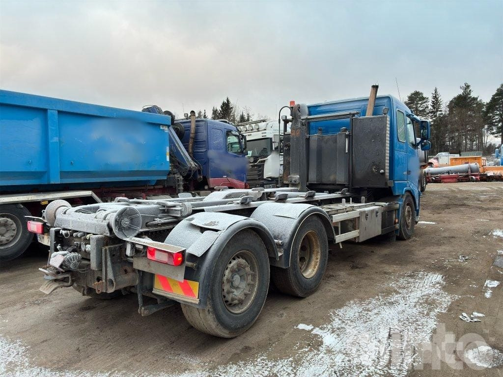 VOLVO FH 420 6*2 - Hook lift truck: picture 4 VOLVO FH 420 6*2 - Hook lift truck: picture 4