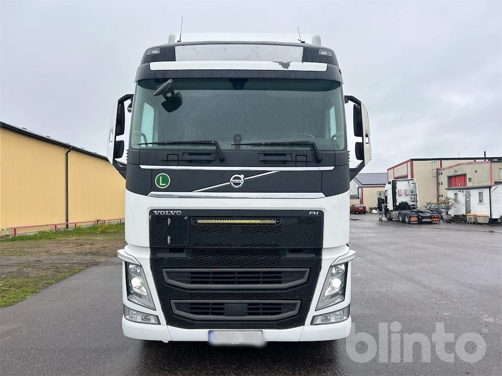 VOLVO FH 6x2 - Cab chassis truck: picture 2 VOLVO FH 6x2 - Cab chassis truck: picture 2