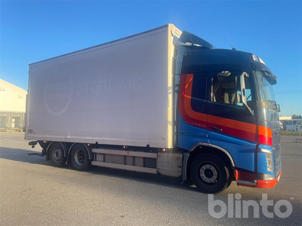 VOLVO FH540 6x2*4 - Box truck: picture 2 VOLVO FH540 6x2*4 - Box truck: picture 2