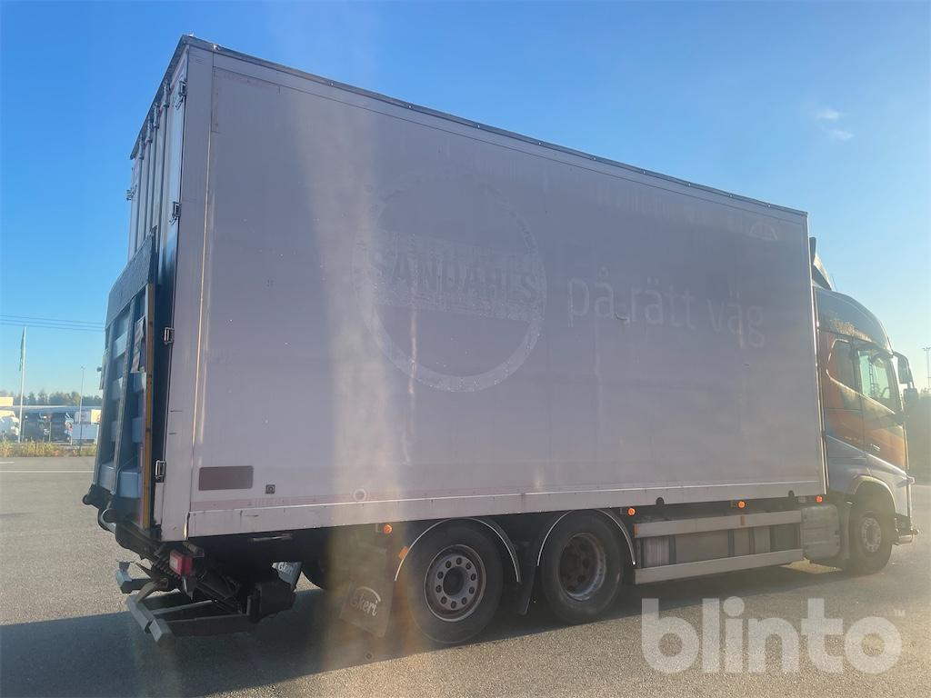 VOLVO FH540 6x2*4 - Box truck: picture 3 VOLVO FH540 6x2*4 - Box truck: picture 3