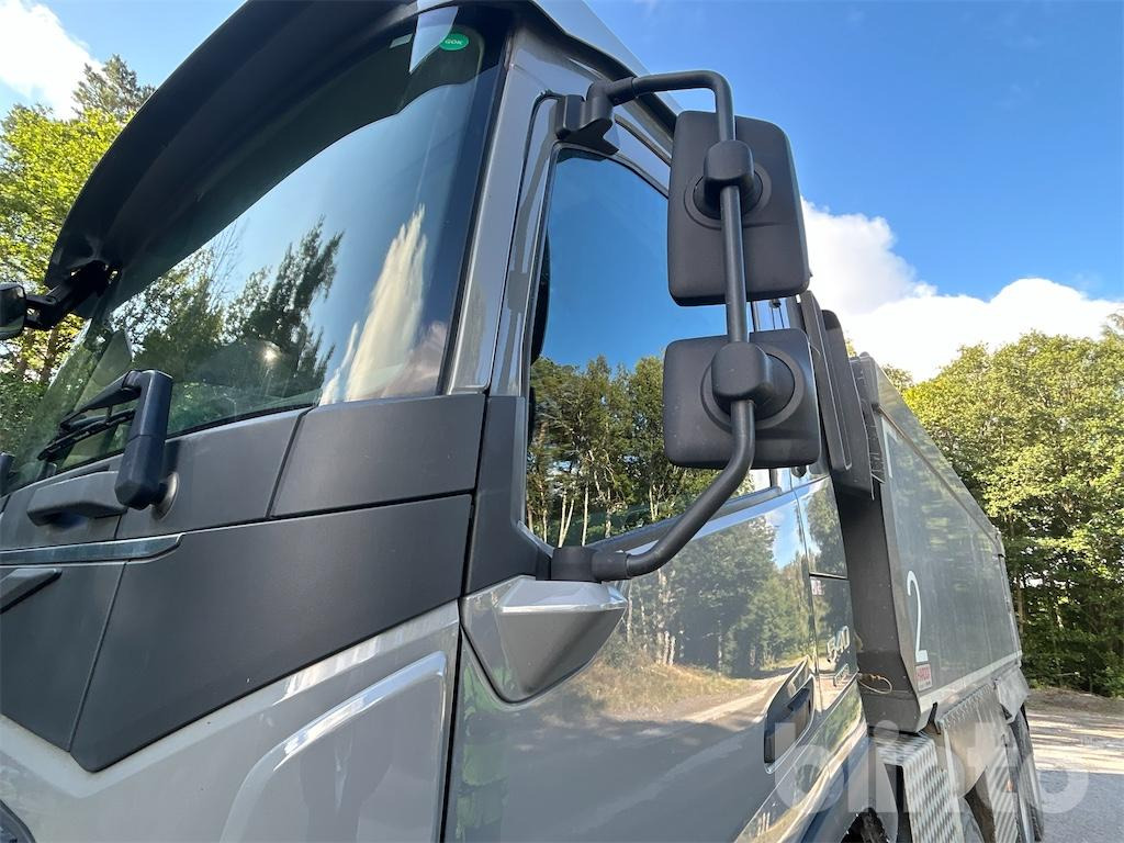 Tipper VOLVO FM 540: picture 17