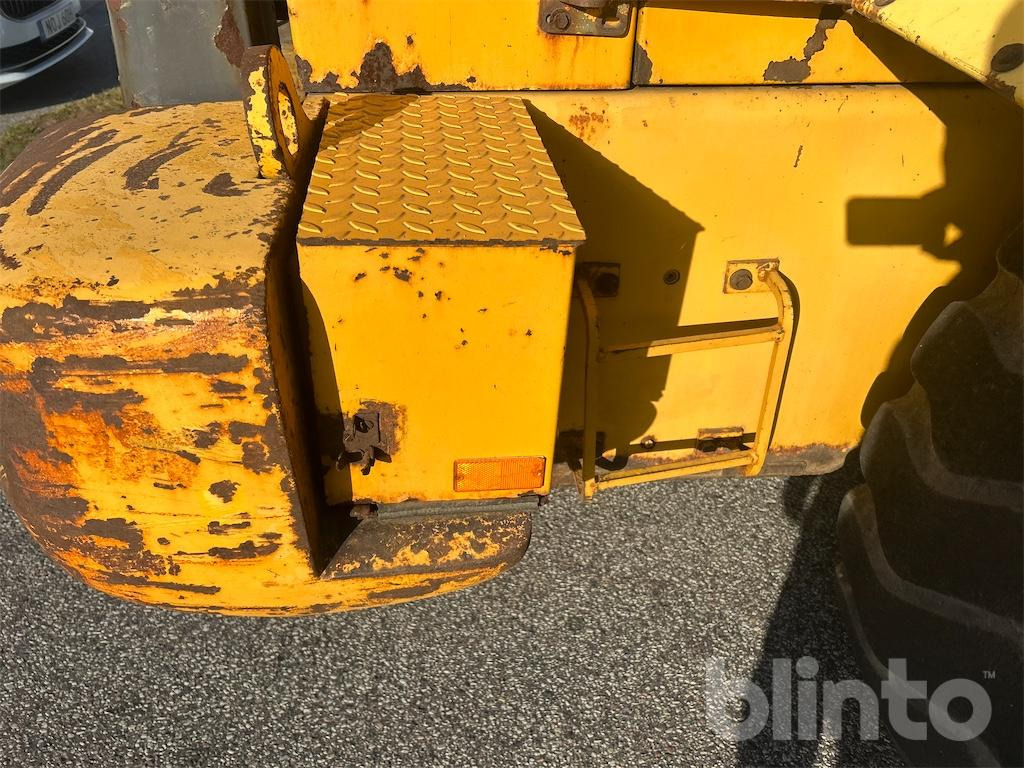Wheel loader VOLVO L90D: picture 44 Wheel loader VOLVO L90D: picture 44