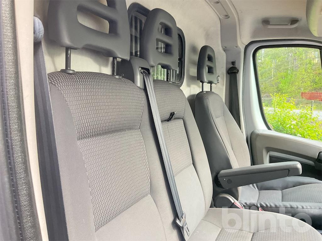 Van CITROEN JUMPER: picture 25