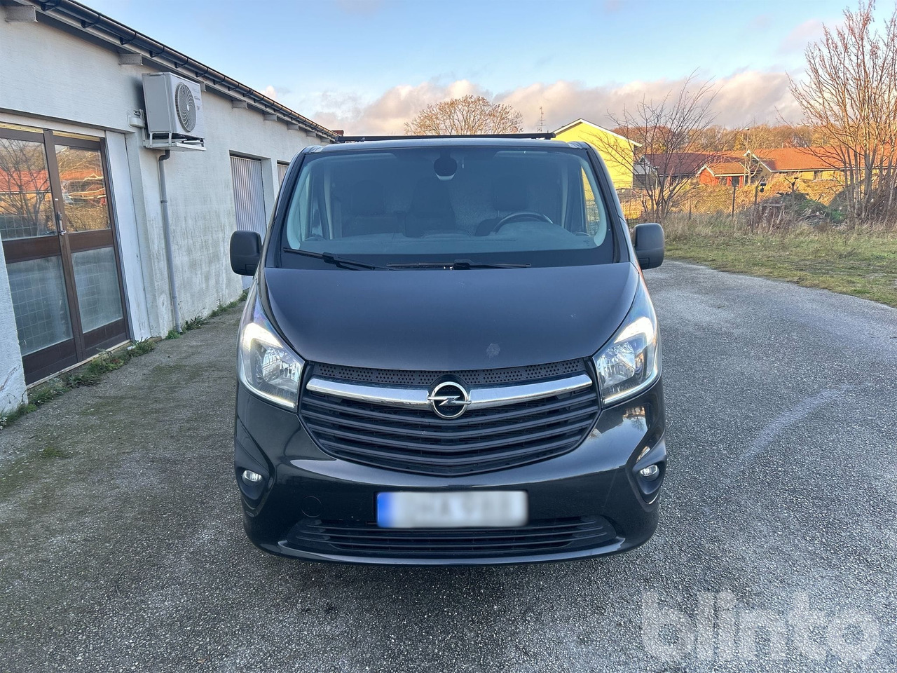 OPEL Vivaro - 9.900mil - Leasbar - Van: picture 2 OPEL Vivaro - 9.900mil - Leasbar - Van: picture 2