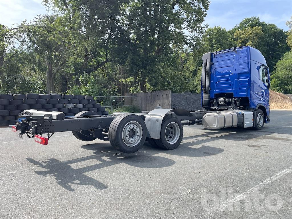 Volvo FH 460 FG 6x2 (2023) - Cab chassis truck: picture 4 Volvo FH 460 FG 6x2 (2023) - Cab chassis truck: picture 4