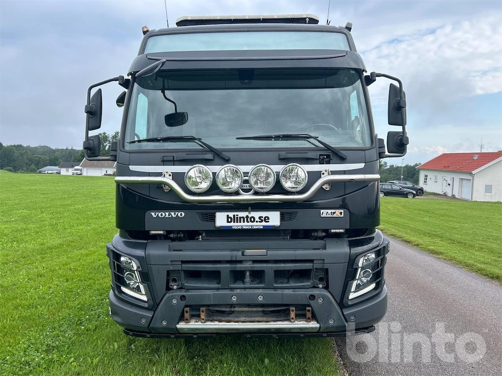 Volvo FMX460 6x2 HIAB Ultima 18T - Hook lift truck: picture 2 Volvo FMX460 6x2 HIAB Ultima 18T - Hook lift truck: picture 2