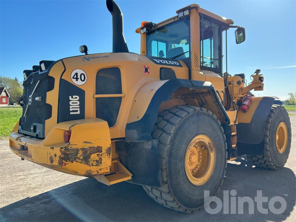 Volvo L110G - Wheel loader: picture 3 Volvo L110G - Wheel loader: picture 3