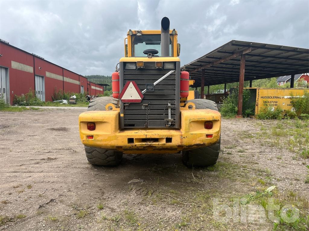 Wheel loader Volvo L220D: picture 6