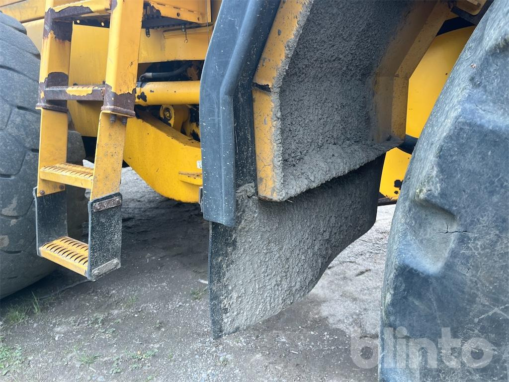 Wheel loader Volvo L220D: picture 50