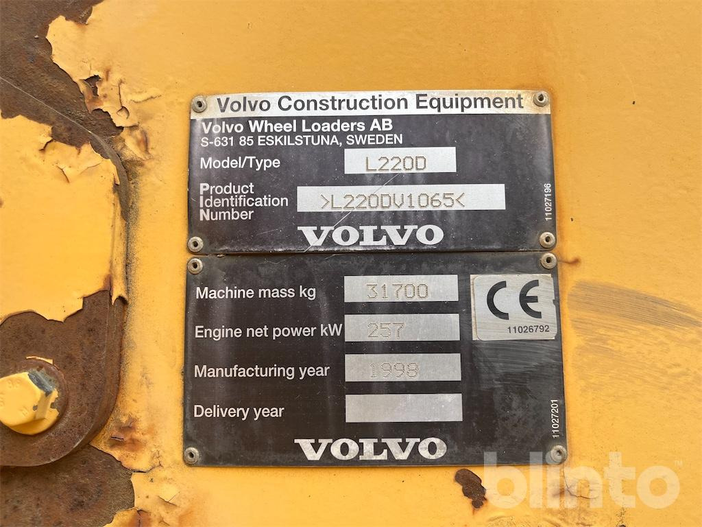 Wheel loader Volvo L220D: picture 39