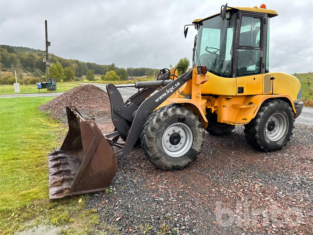 Volvo L30B - Wheel loader: picture 2 Volvo L30B - Wheel loader: picture 2
