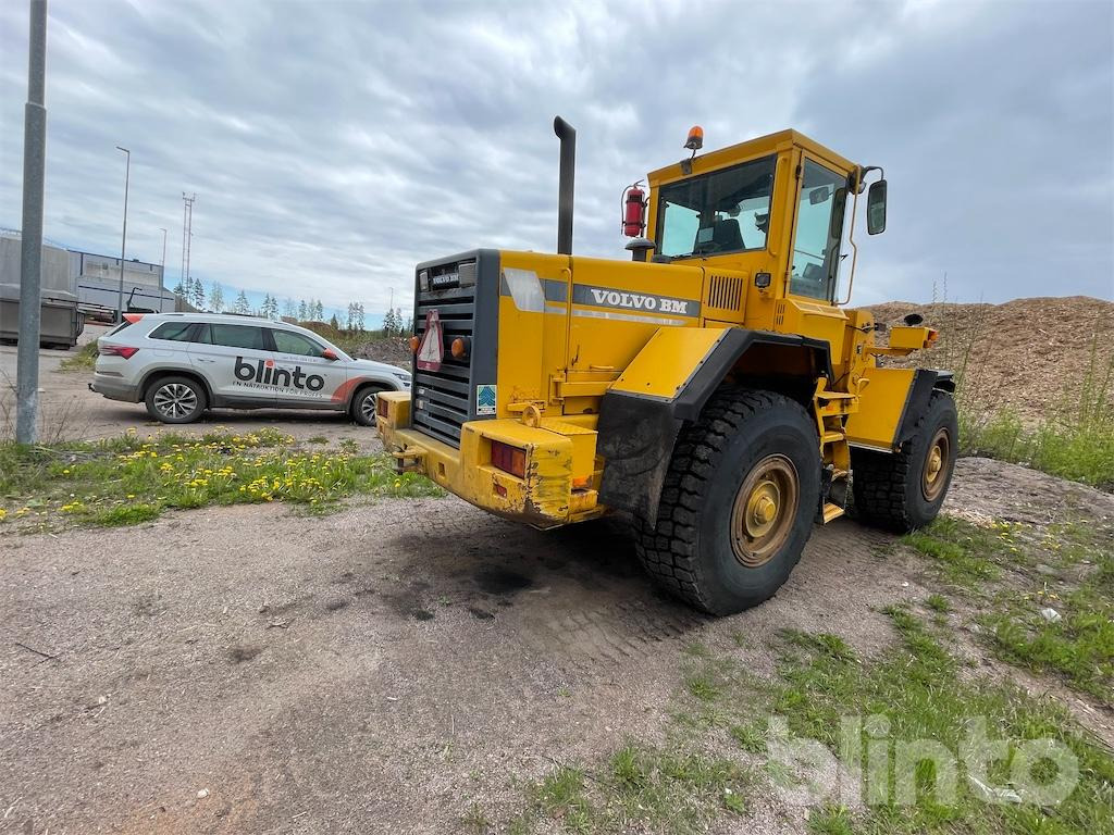 Volvo L90C - Reparationsobjekt - Wheel loader: picture 3 Volvo L90C - Reparationsobjekt - Wheel loader: picture 3