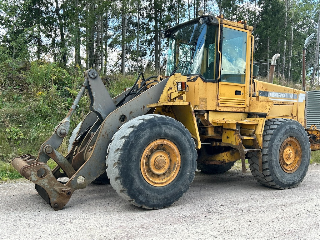 Volvo L90C - Wheel loader: picture 1 Volvo L90C - Wheel loader: picture 1