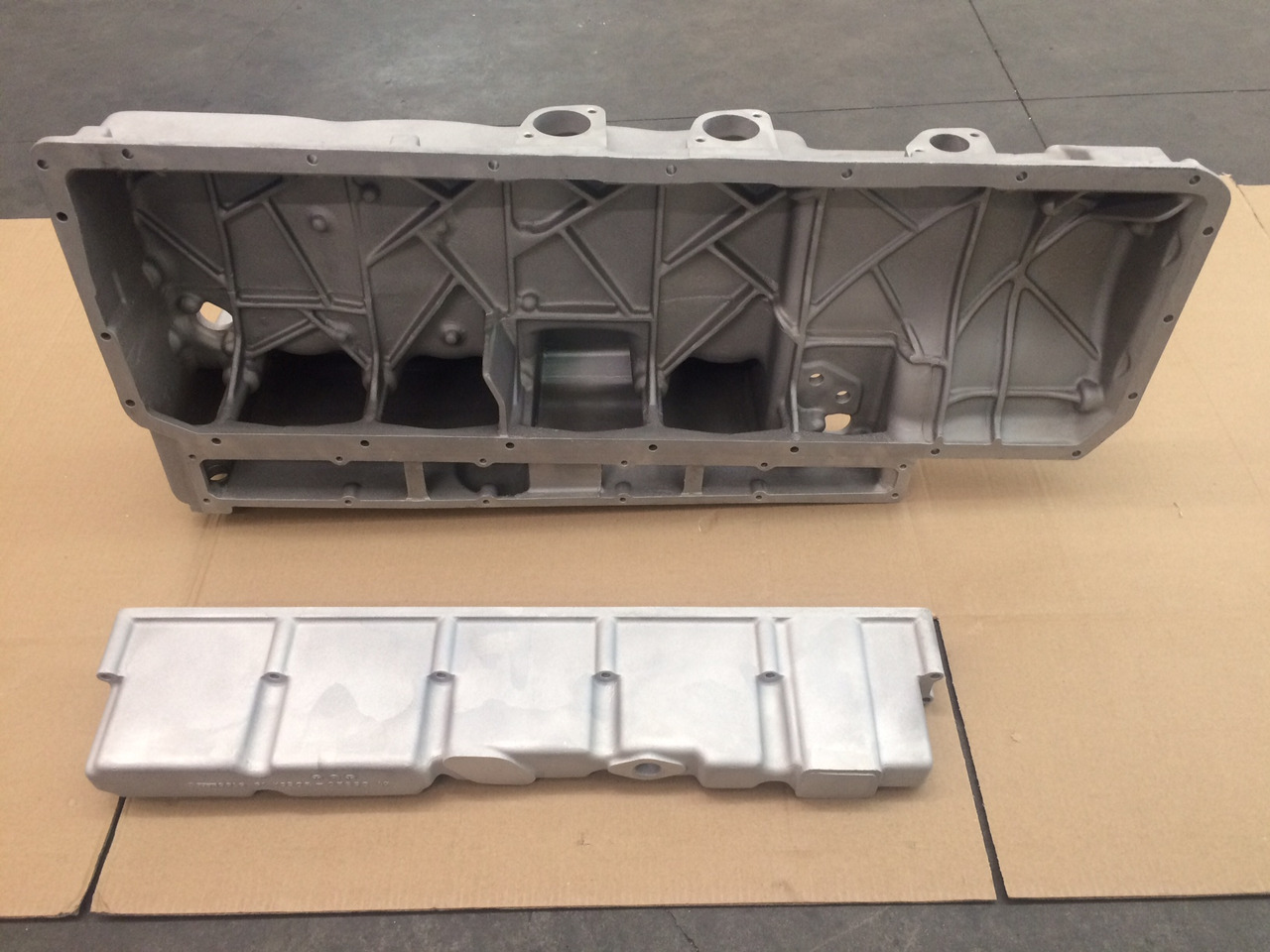 COPPA OLIO MAN 51058015690 + COPERCHIO COPPA OLIO MAN 51058200086 - Oil pan: picture 1 COPPA OLIO MAN 51058015690 + COPERCHIO COPPA OLIO MAN 51058200086 - Oil pan: picture 1