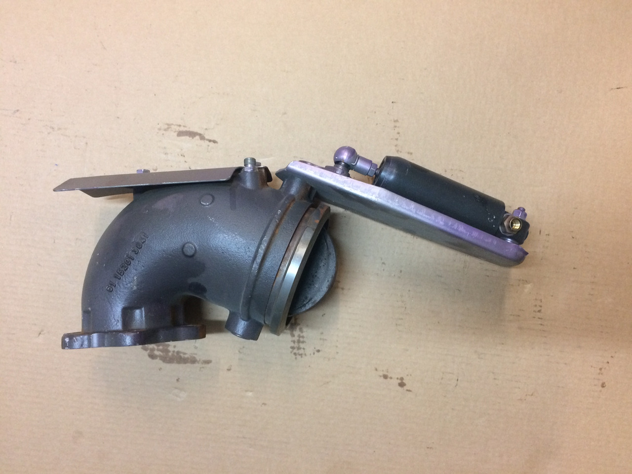 FRENO MOTORE ASSEMBLAGGIO MAN 51152016184 - Engine and parts for Truck: picture 1 FRENO MOTORE ASSEMBLAGGIO MAN 51152016184 - Engine and parts for Truck: picture 1