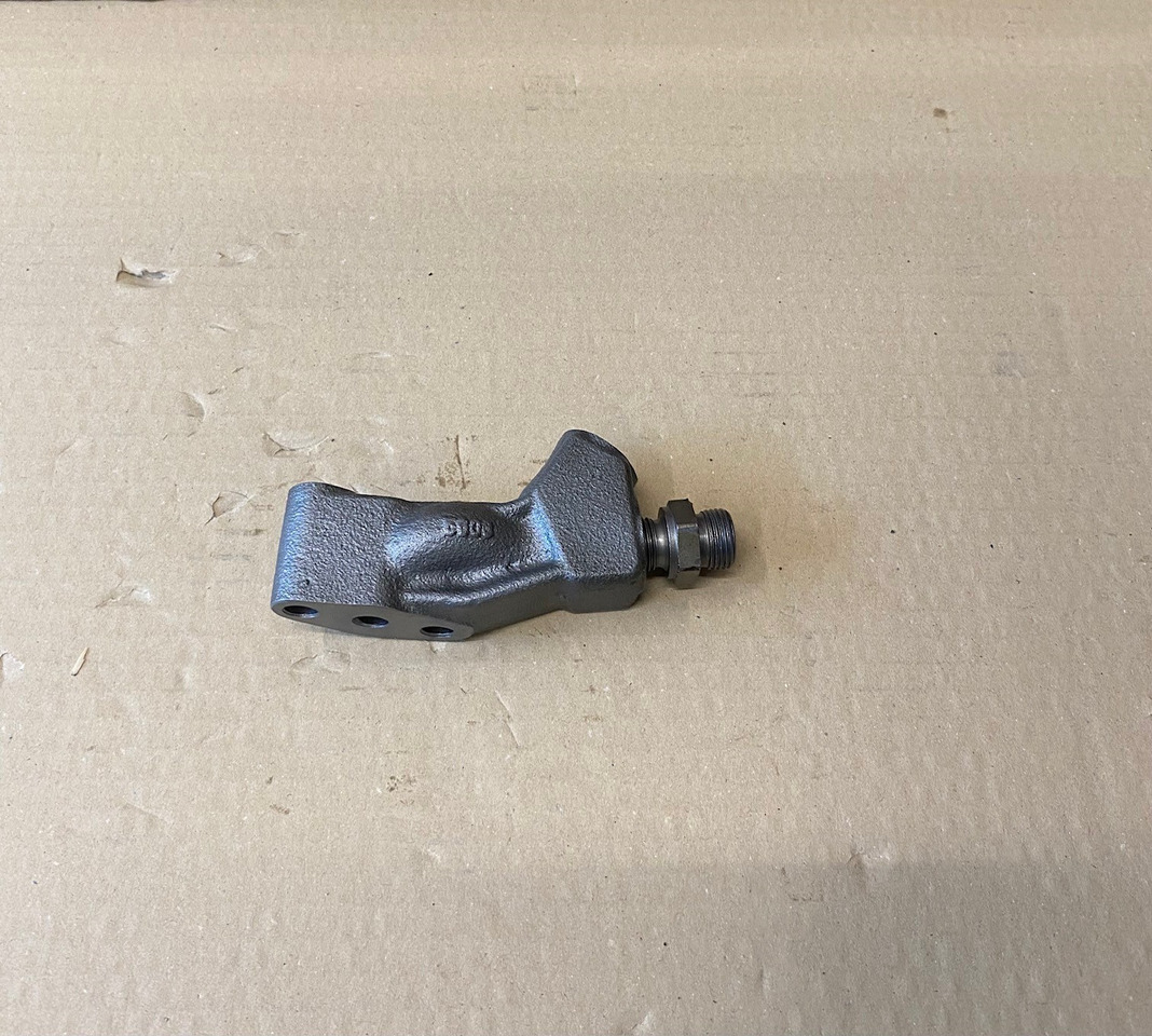 FLANGIA ENTRATA OLIO TURBO MAN 51057150104 - Spare parts for Truck: picture 1 FLANGIA ENTRATA OLIO TURBO MAN 51057150104 - Spare parts for Truck: picture 1