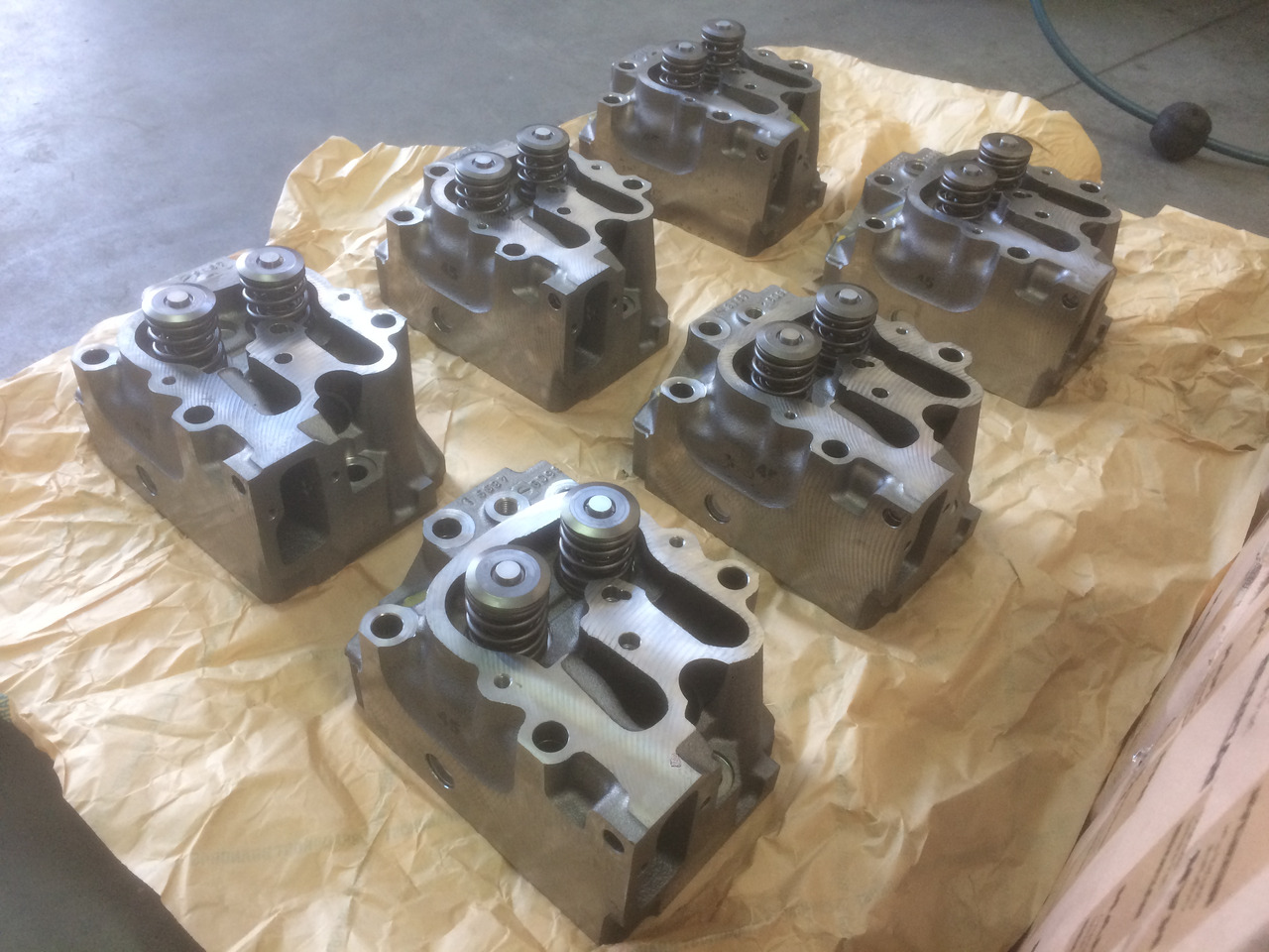 Cylinder head TESTATA MAN E2866 / E2876 / E2848 / E2842 - GAS: picture 8