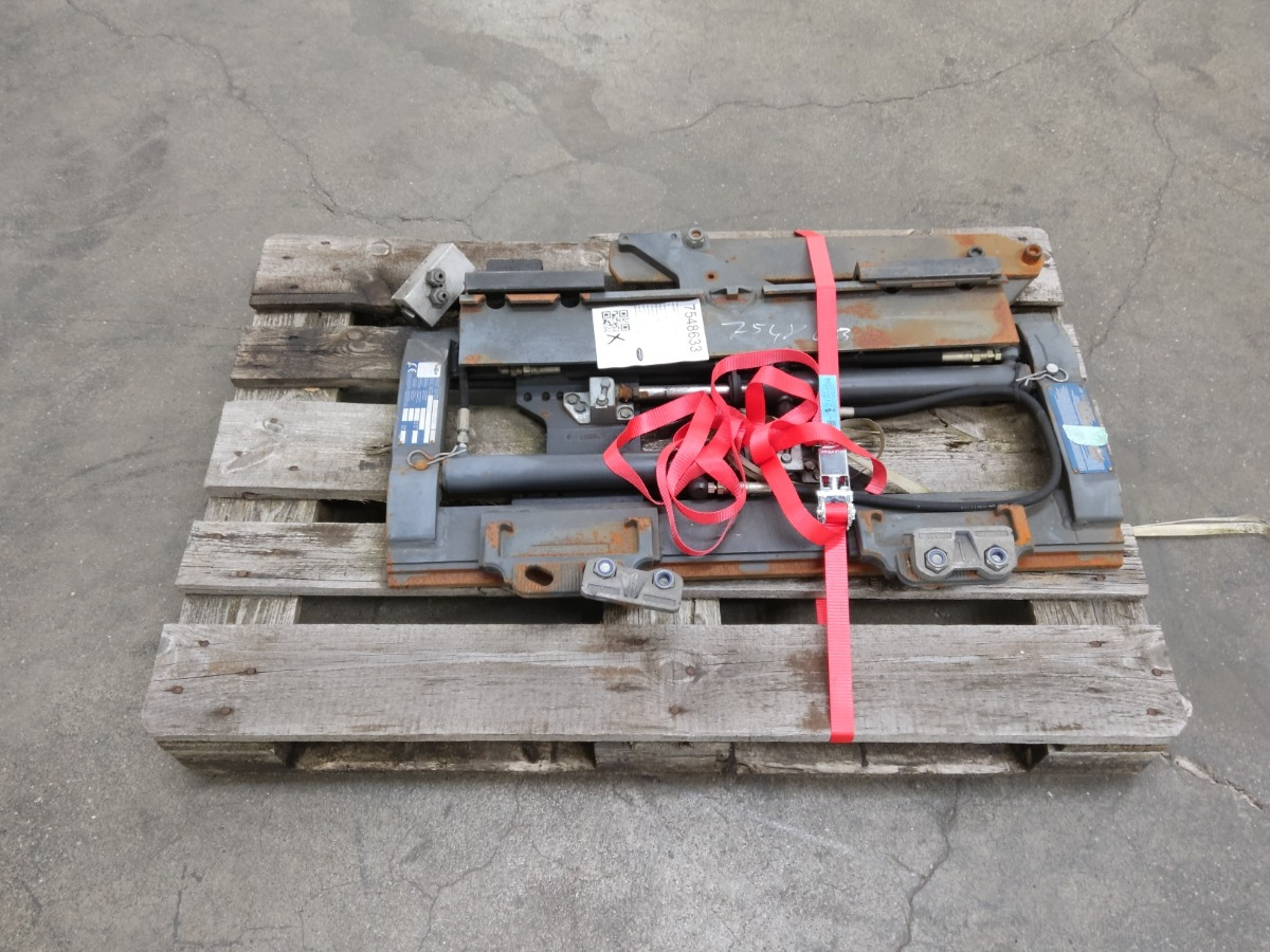 Cascade 55F-FPS-A604 - Attachment for Material handling equipment: picture 3 Cascade 55F-FPS-A604 - Attachment for Material handling equipment: picture 3