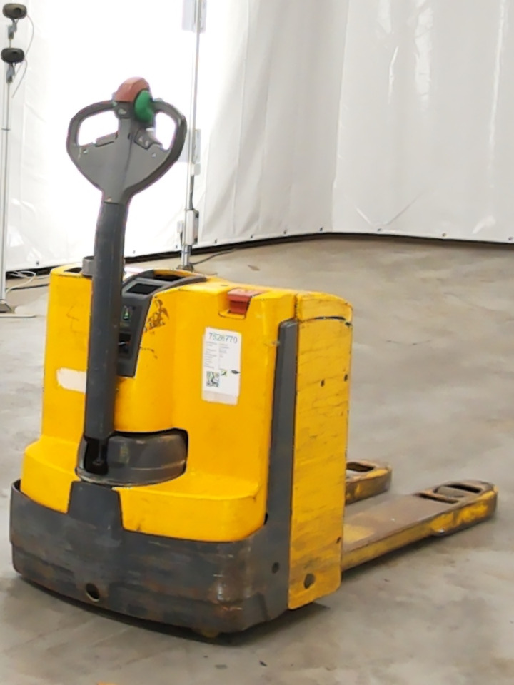 Jungheinrich EJE118 - Pallet truck: picture 2 Jungheinrich EJE118 - Pallet truck: picture 2