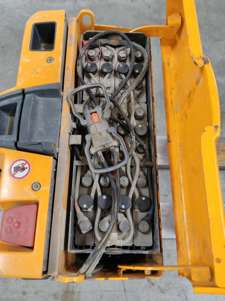 Jungheinrich EJE118 - Pallet truck: picture 4 Jungheinrich EJE118 - Pallet truck: picture 4