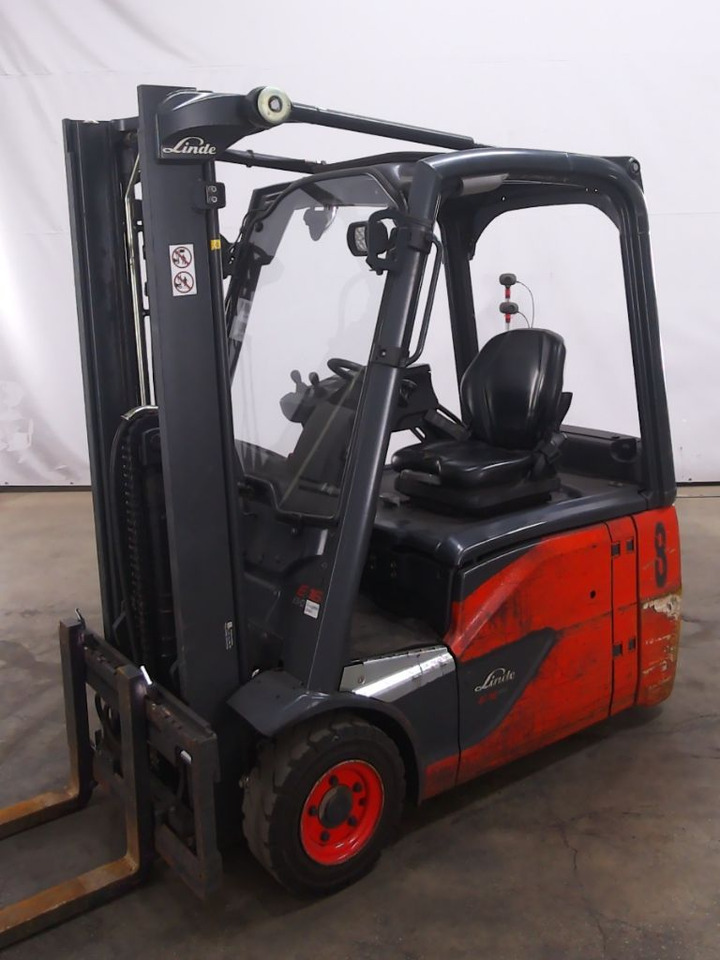 Linde E16-02 - Electric forklift: picture 4 Linde E16-02 - Electric forklift: picture 4