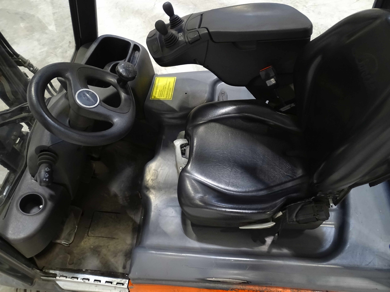 Linde E16-02 - Electric forklift: picture 3 Linde E16-02 - Electric forklift: picture 3