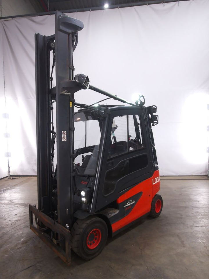 Linde E25-01 - Electric forklift: picture 5 Linde E25-01 - Electric forklift: picture 5