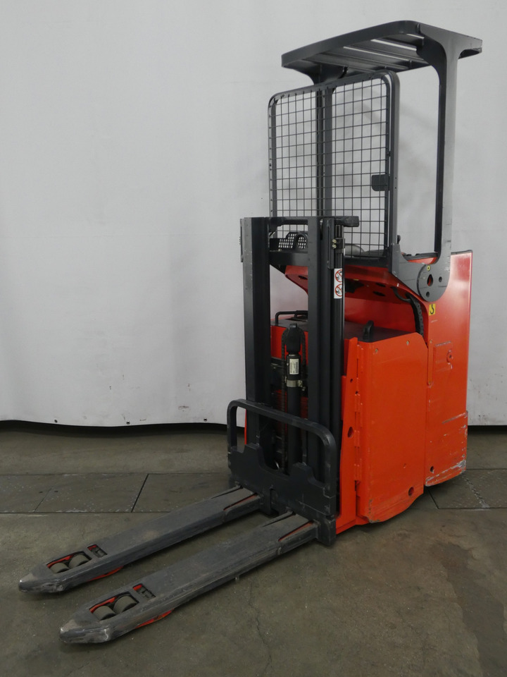 Linde L12LS - Stacker: picture 1 Linde L12LS - Stacker: picture 1