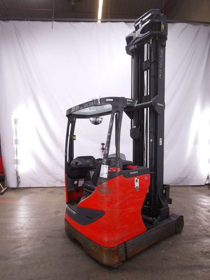 Linde R16HD-01 - Reach truck: picture 5 Linde R16HD-01 - Reach truck: picture 5