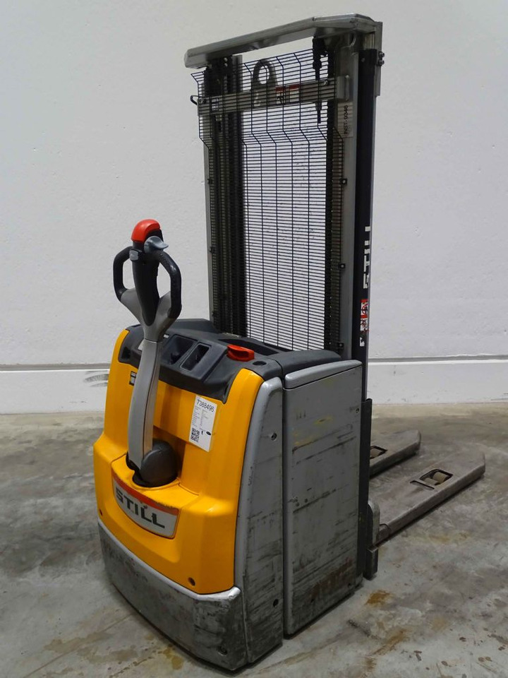 Still EXV16 - Stacker: picture 2 Still EXV16 - Stacker: picture 2