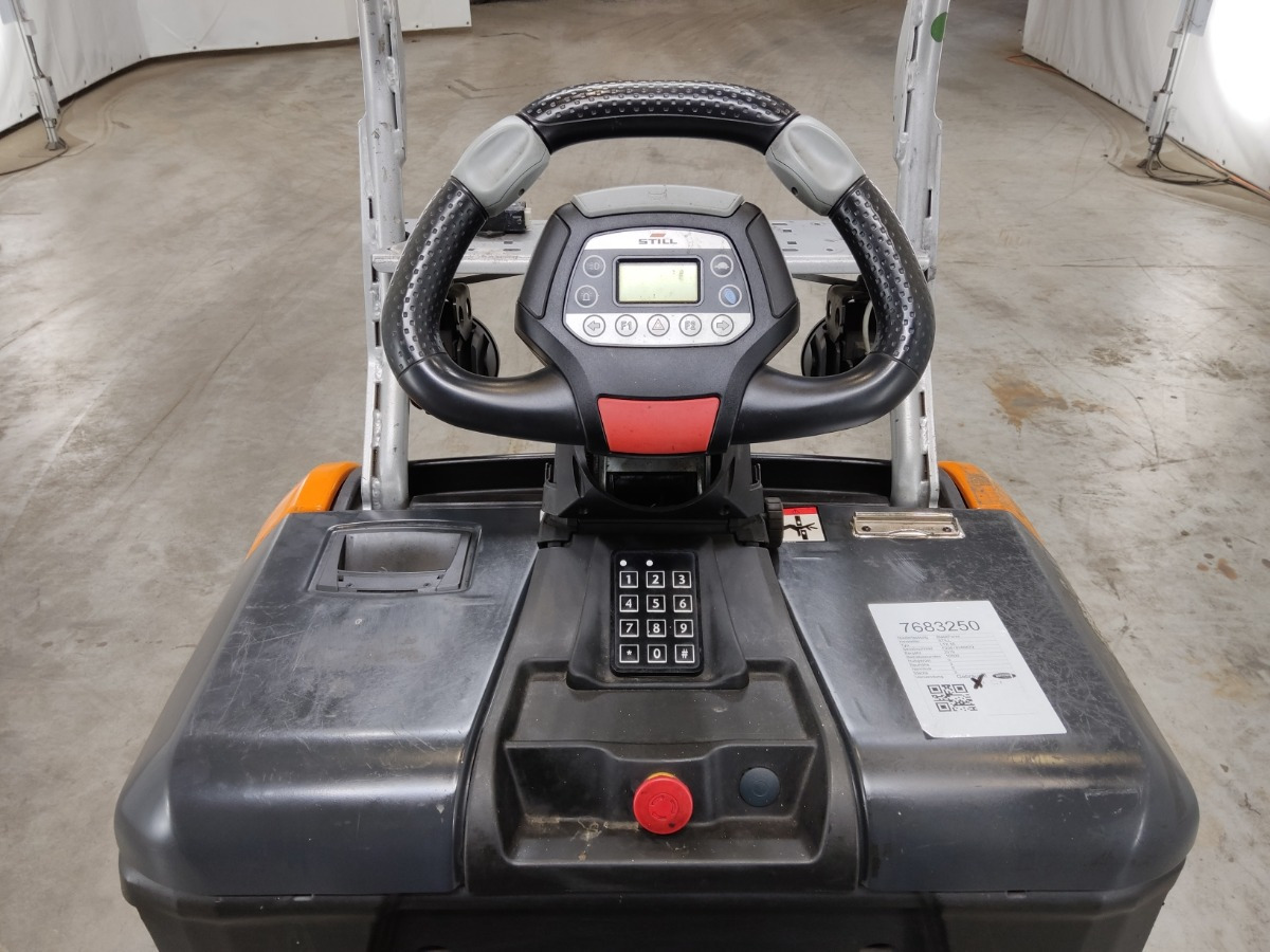 Still LTX50 - Tow tractor: picture 3 Still LTX50 - Tow tractor: picture 3