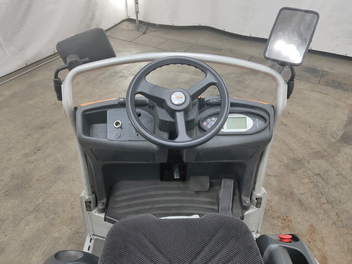 Still LTX70 - Tow tractor: picture 3 Still LTX70 - Tow tractor: picture 3