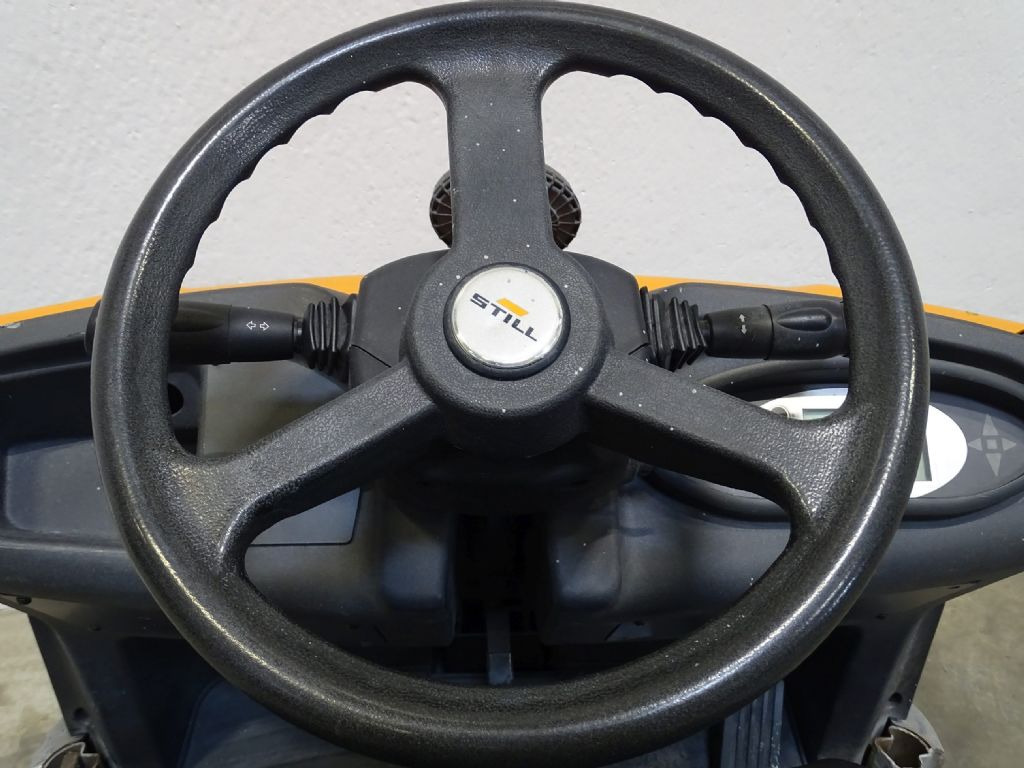 Still LTX80 - Tow tractor: picture 3 Still LTX80 - Tow tractor: picture 3