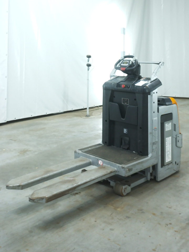 Still OXV07 - Order picker: picture 2 Still OXV07 - Order picker: picture 2